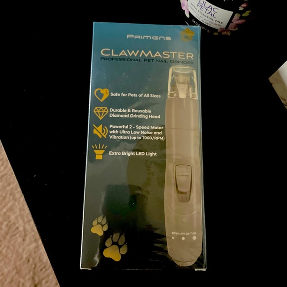 Dog Nail Grinder with LED Light - Picture 5 of 6